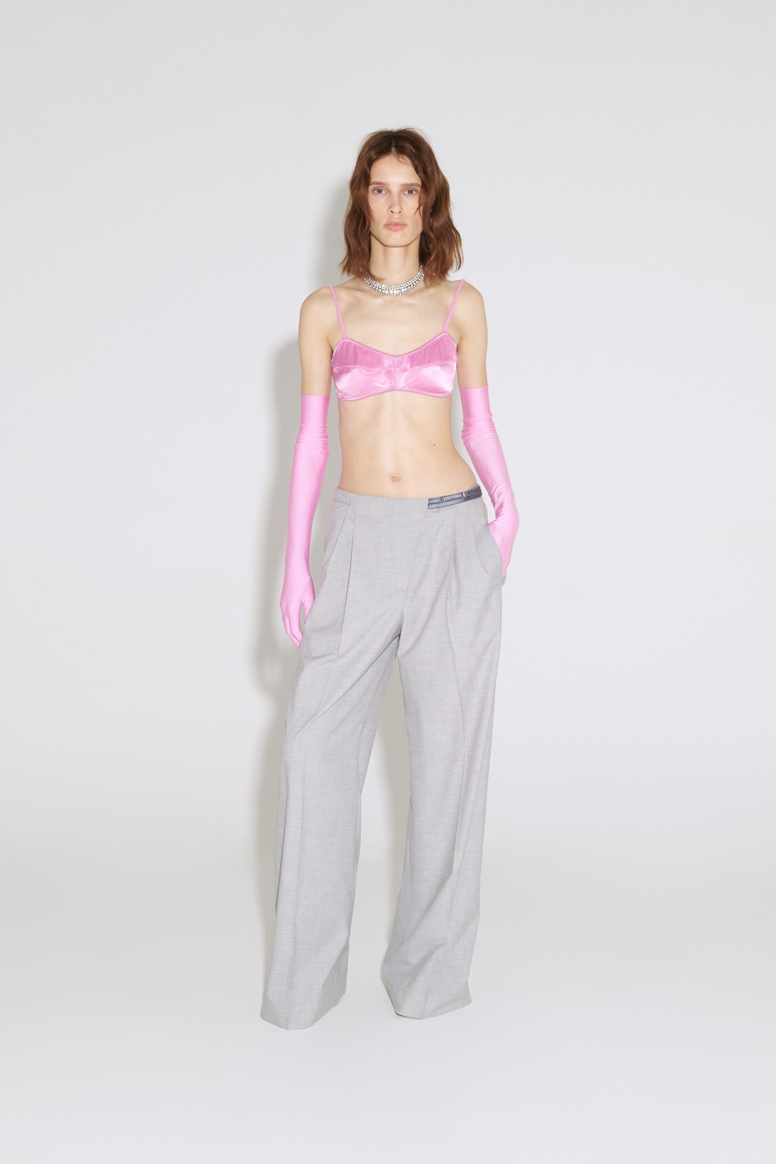 Model in grey Noemie pants