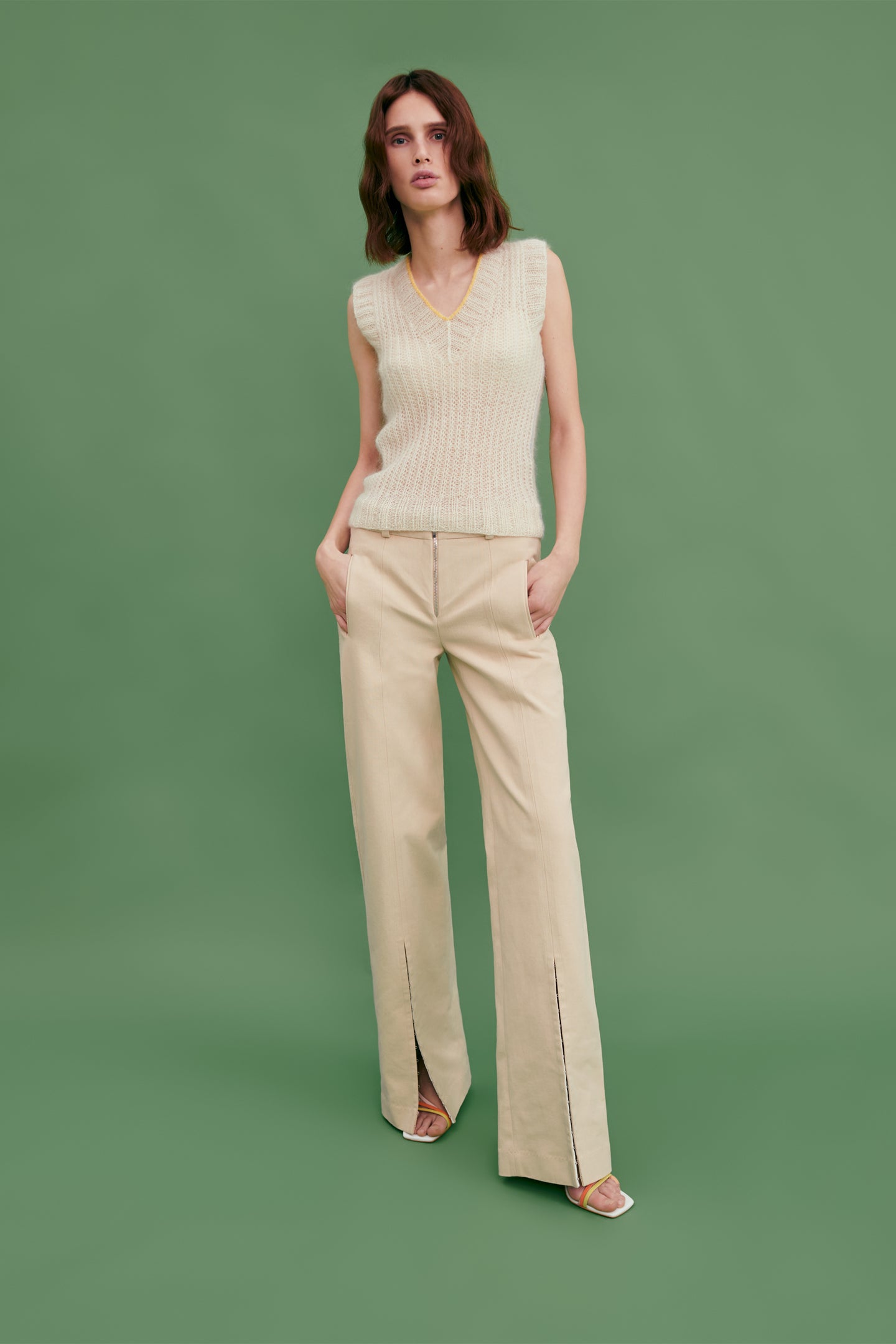 Model in cream Stefani pants